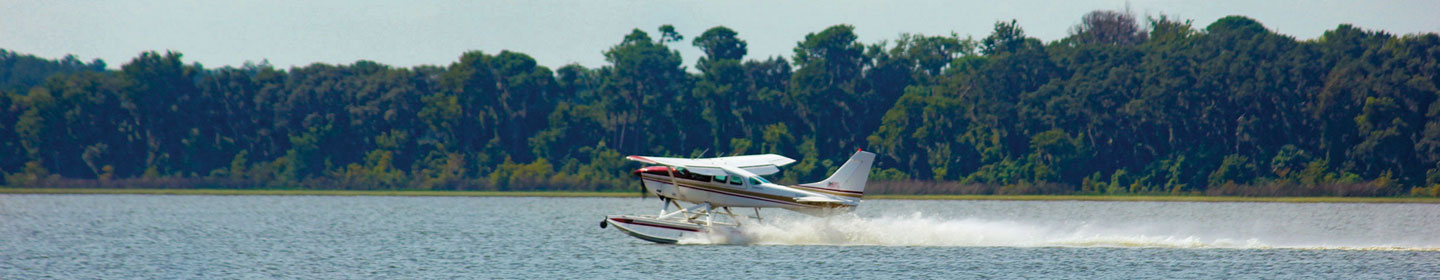 Seaplane taking off in Tavares